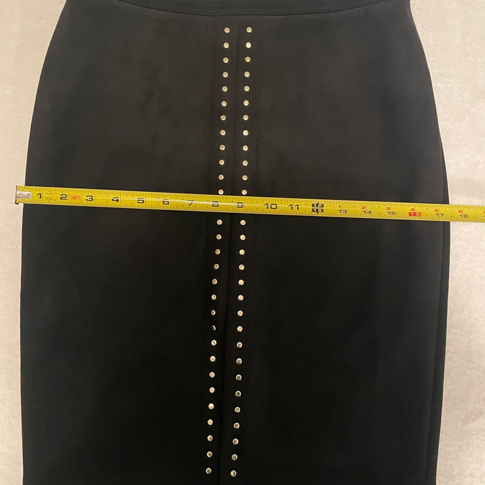 WHBM Black Studded Pencil Skirt Front Slit Gold Studs Size 0 - Picture 6 of 10